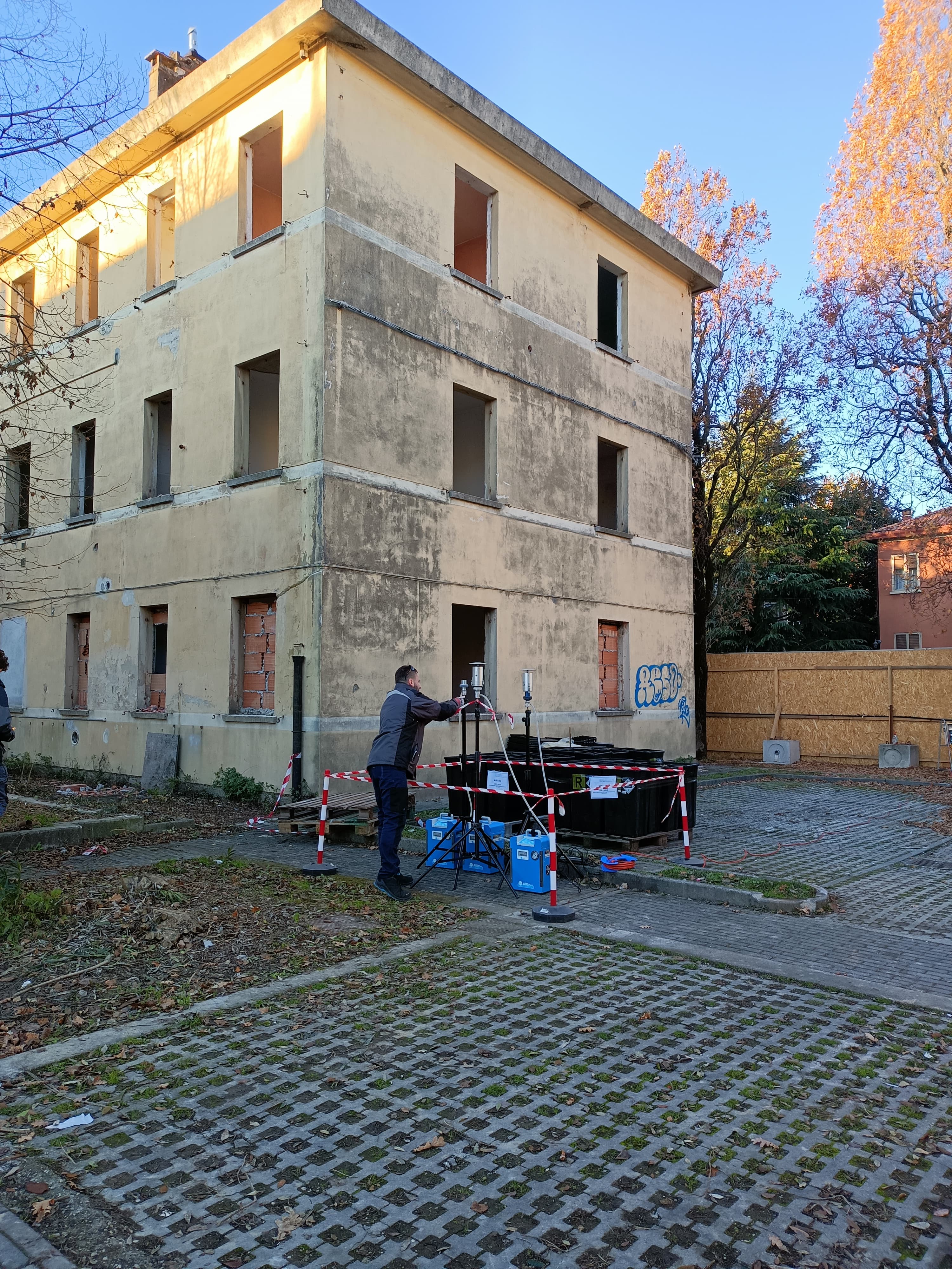Demolizione Piazza Mercato